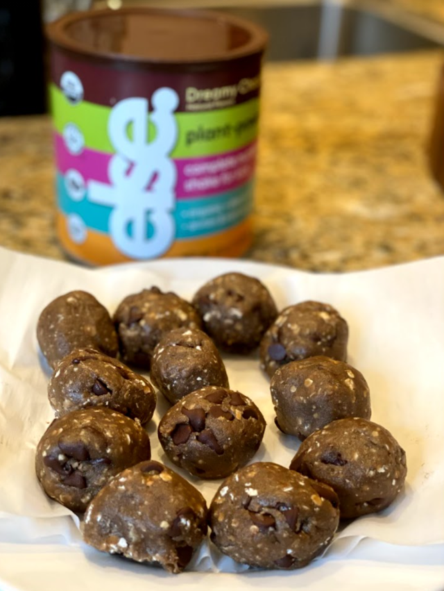 Tori Spelling's Back 2 School ELSE Protein Energy Bites